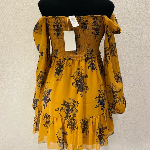 NWT Aritzia Wilfred Tempest Mini Dress Size M - Picture 2 of 8